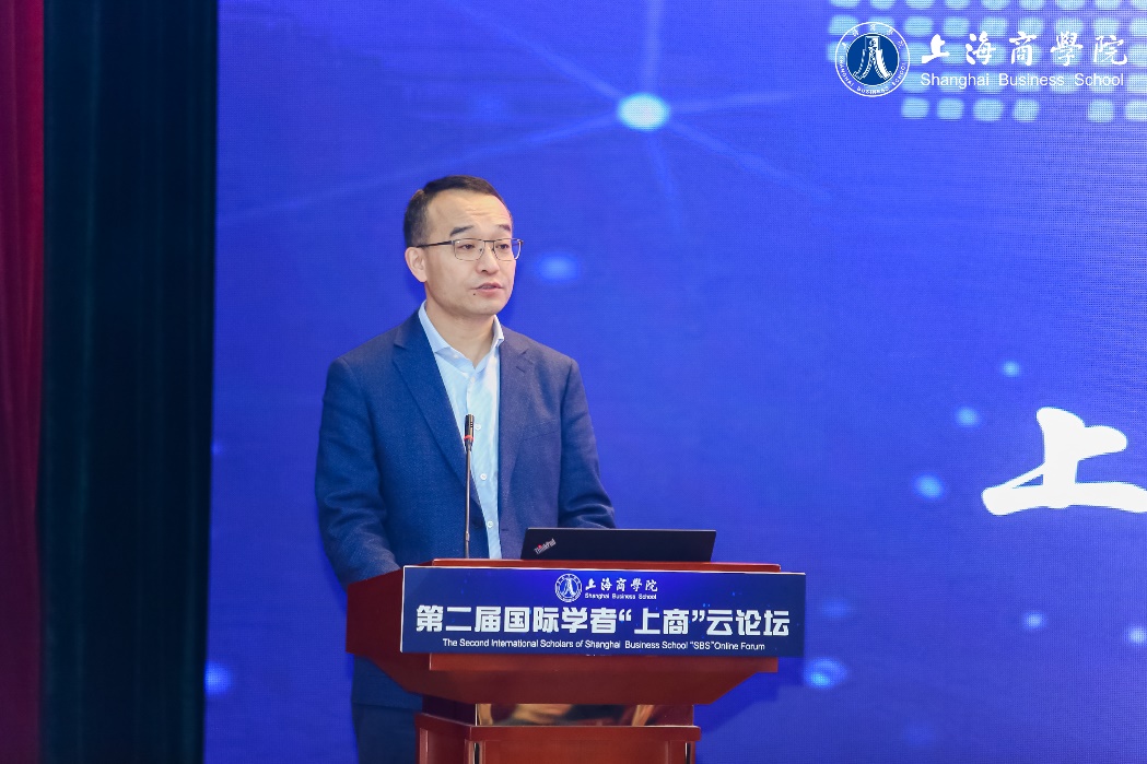 图为市教卫工作党委人才工作处处长王庆宇致辞 图为市教卫工作党委人才工作处处长王庆宇致辞
