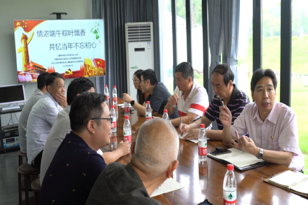 文法学院党总支书记方有林同志发言现场 文法学院党总支书记方有林同志发言现场