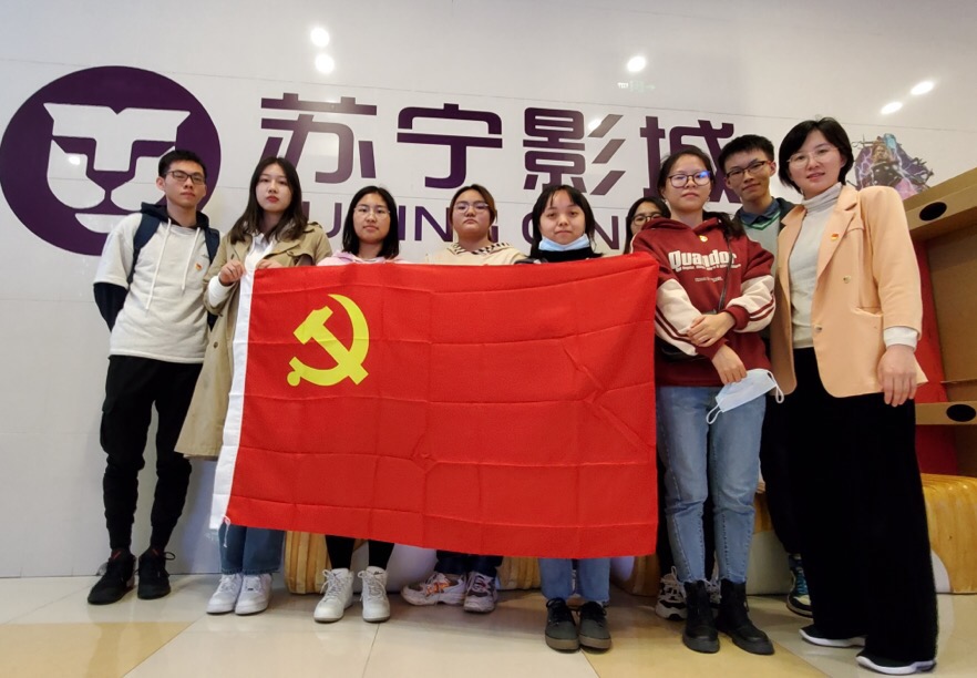 图为现场 图为现场