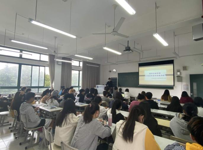 图为现场 图为现场