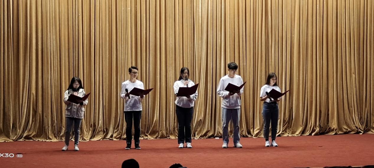 图为现场 图为现场
