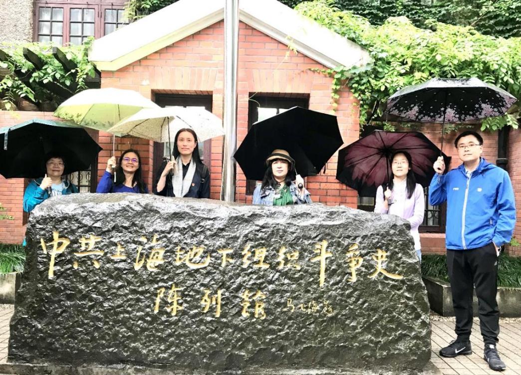图为活动现场 图为活动现场
